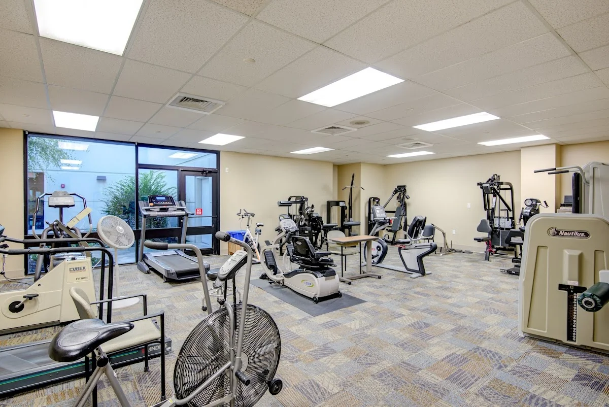 MidAmerica Rehabilitation Hospital - Photo 4