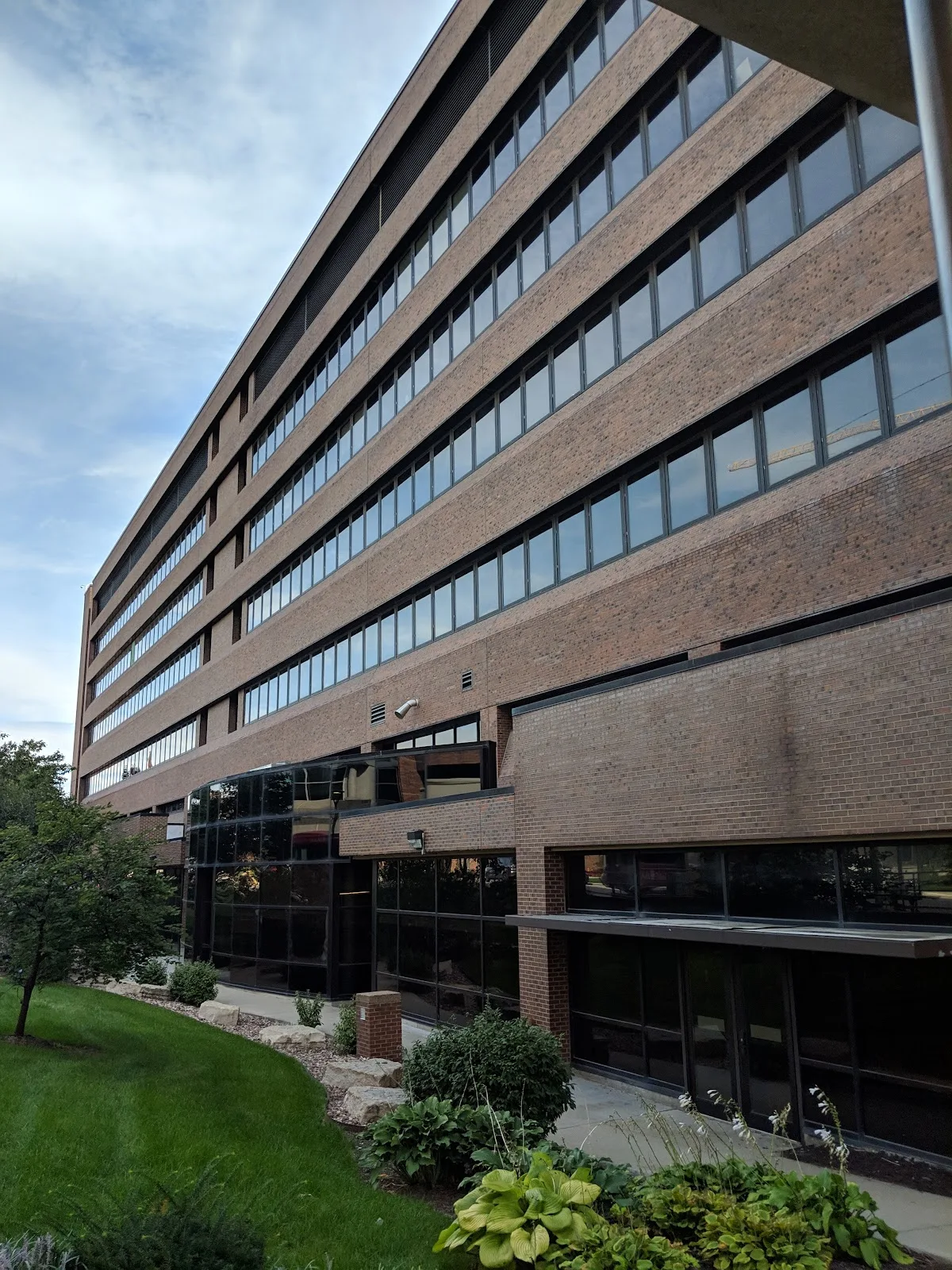 University Health Outpatient Medical Rehabilitation Services - Photo 2