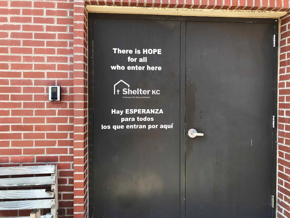 Shelter KC - Photo 5