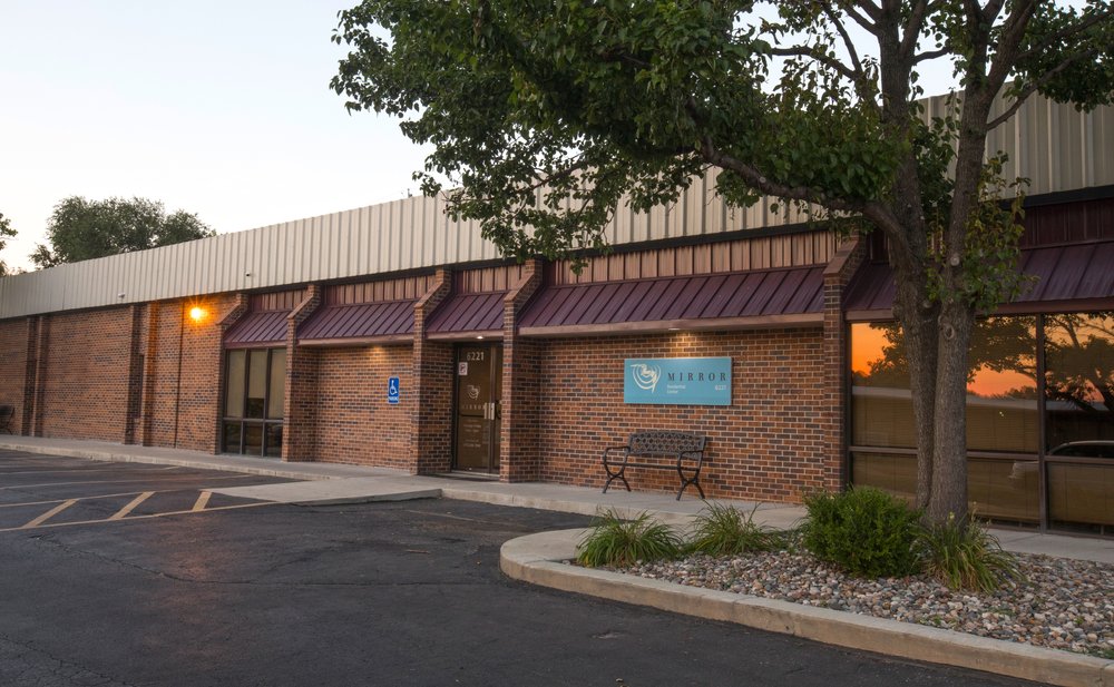 Mirror - Shawnee Residential Facility - Photo 3