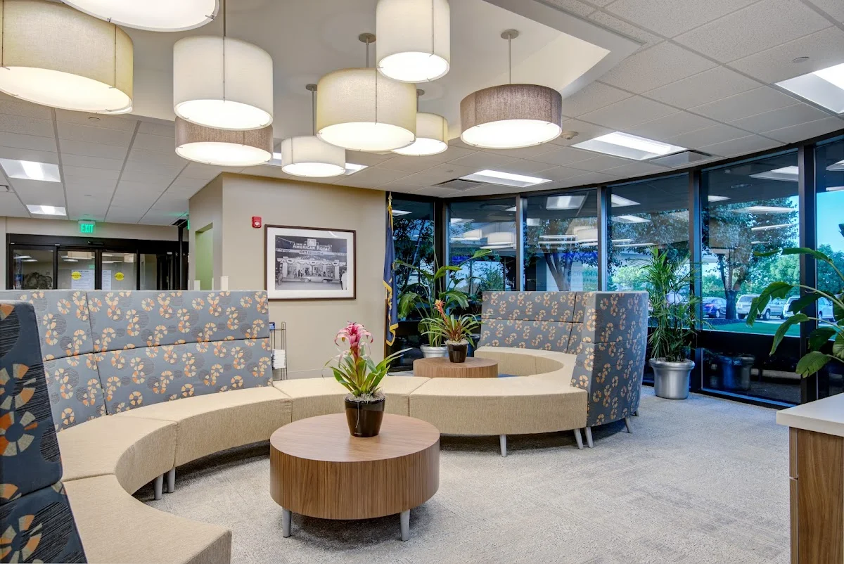 MidAmerica Rehabilitation Hospital - Photo 5