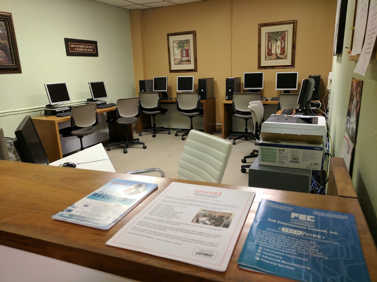 Footprints: Wayne D. White Recovery Community Center - Photo 3