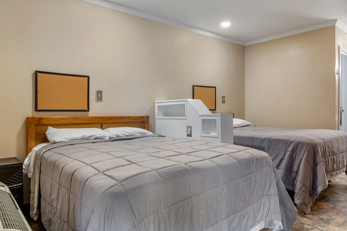 Valley Hope of Atchison - Photo 5